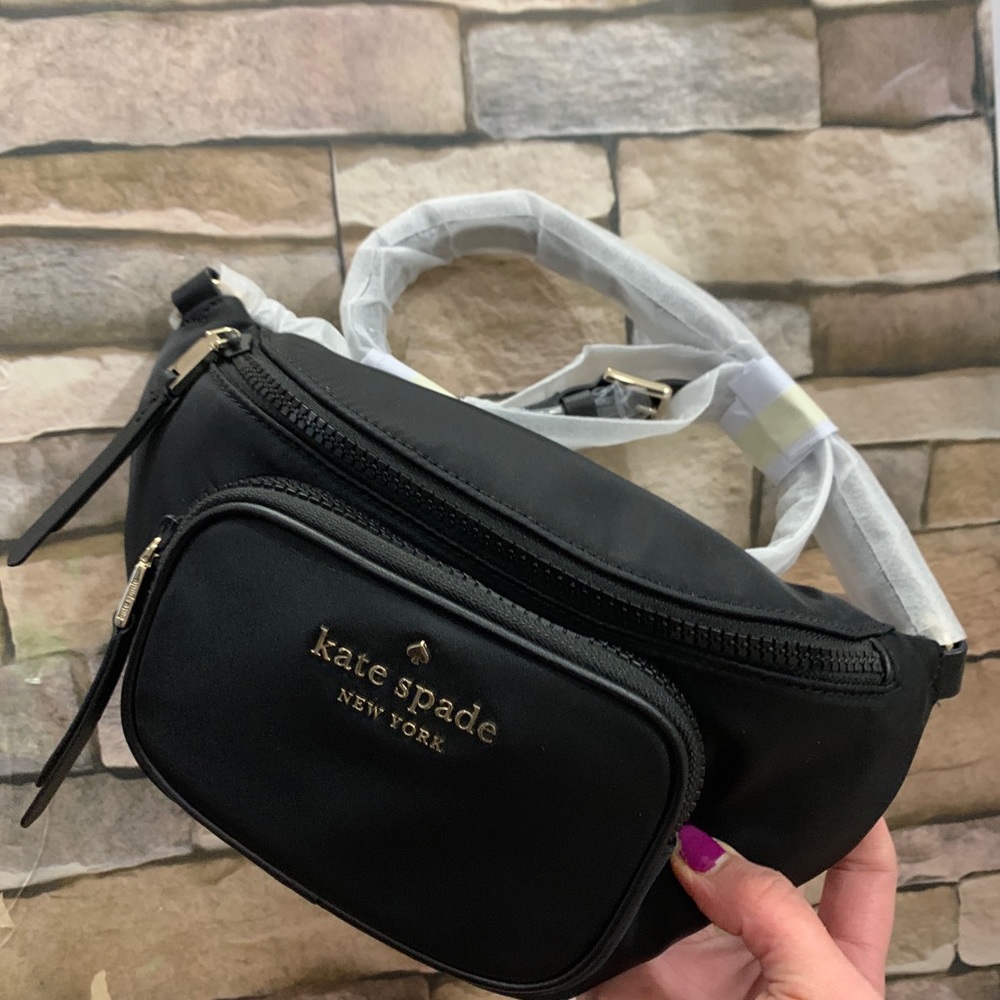 Authentic Kate Spade nylon top zip pocket belt bag